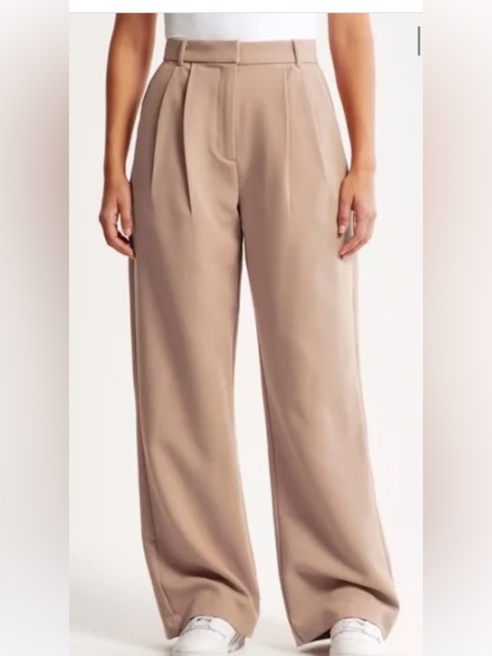 Abercrombie & Fitch Curve Love Ultra High Rise Relaxed Straight - 29